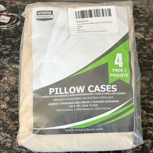 UTOPIA BEDDING PILLOW CASES QUEEN BEIGE 4PK NWT
